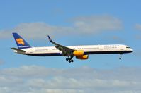TF-FIX @ EHAM - Icelandair B753 - by FerryPNL
