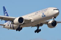 PH-BVD @ EHAM - KLM B773 in Skyteam uniform - by FerryPNL