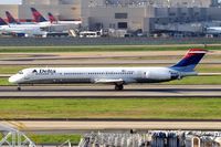 N960DL @ KATL - McDonnell Douglas DC-9-88 [49979] (Delta Air Lines) Atlanta-Hartsfield~N 11/04/2010