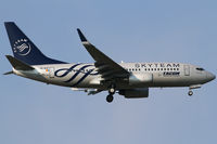 YR-BGF @ VIE - Tarom