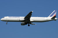F-GTAK @ VIE - Air France - by Chris Jilli