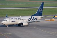 YR-BGF @ LOWW - Tarom 737-700 - by Andy Graf - VAP