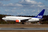 SE-RES @ ESSA - Scandinavian Airlines Boeing 737-700 about to touch down at Stockholm Arlanda airport, Sweden.