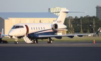 N522FX - Flex Jet Challenger 300 - by Florida Metal