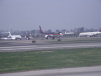 N757AF @ LGA - MR.Trump's private 757-2j4 - by christian maurer