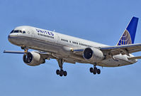 N593UA @ KLAS - N593UA United Airlines Boeing 757-222 (cn 28144/724)

Las Vegas - McCarran International (LAS / KLAS)
USA - Nevada, May 02, 2013
Photo: Tomás Del Coro - by Tomás Del Coro