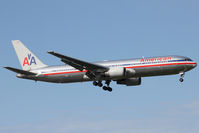 N342AN @ LIRF - Landing - by micka2b