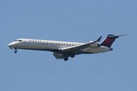 N604QX @ DTW - ASA CRJ-700 - by Florida Metal