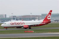 D-ABKT @ EDDF - On taxi to rwy 18... - by Holger Zengler