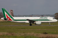 EI-DTC @ LIRF - Taxiing - by micka2b