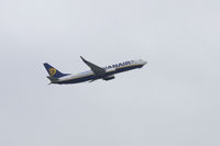 EI-DPW @ EDHL - Climbing out from EDHL.