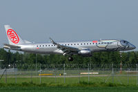 OE-IHE @ VIE - NIKI - by Chris Jilli