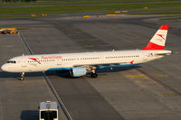 OE-LBD @ VIE - Austrian Airlines - by Chris Jilli