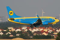 UR-GBF @ VIE - Ukraine International Airlines