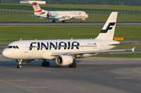 OH-LXA @ VIE - Finnair