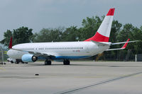 OE-LNP @ VIE - ex Austrian Airlines