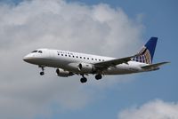 N856RW @ KORD - ERJ 170-100