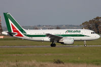 EI-IMW photo, click to enlarge EI-IMW photo, click to enlarge