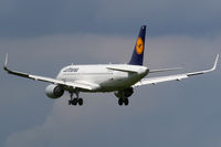 D-AIZS @ VIE - Lufthansa
