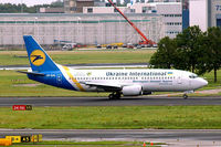 UR-GAL @ EHAM - Boeing 737-341 [24275] (Ukraine International Airlines) Amsterdam-Schiphol~PH 10/08/2006 - by Ray Barber