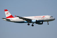 OE-LBK @ LOWW - Austrian Airbus A320 - by Thomas Ranner