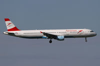 OE-LBA @ LOWW - Austrian Airbus A321 - by Thomas Ranner