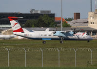 OE-LGI @ LOWW - Austrian DHC-8 - by Thomas Ranner