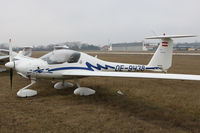 OE-9438 @ LOAN - Parked at LOAN - by Loetsch Andreas