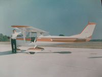 N7147F @ KTUP - This was my 1st aircraft. I loved this plane.  I wish I had it back. This photo taken in 1983 with approx 1,000 hrs SMOH. Plane was originally Green/White with no wheel pants. Painted by Bob Lamb, Pontotoc, MS - by Harry Jones