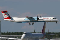 OE-LGG @ VIE - Austrian Airlines