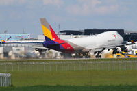 HL7436 @ VIE - Asiana Cargo
