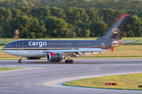 JY-AGQ @ VIE - Royal Jordanian Cargo