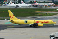 D-AHFI @ EDDF - TUIfly Boeing B737-8K5 Hanover 96 soccer club sticker taxi in EDDF/FRA