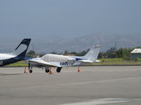 N807TH @ OXR - 1977 Beech 58 BARON, two Continental IO-520-C 285 Hp each - by Doug Robertson