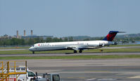 N944DL @ KDCA - Landing rollout  DCA - by Ronald Barker