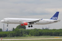LN-RKK photo, click to enlarge LN-RKK photo, click to enlarge