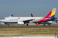 HL7788 @ RJAA - Asiana Airlines - by Thomas Posch - VAP