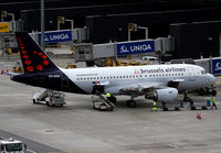 OO-SSR @ LOWW - Brussels Airbus A319 - by Thomas Ranner