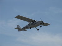 N3029D @ SZP - 2011 Cessna 162 SKYCATCHER LSA, Continental O-200-D lightweight 100 Hp, takeoff climb Rwy 22 - by Doug Robertson