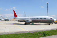 OE-LNK @ VIE - Lauda air