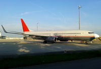 OE-LNK @ VIE - Lauda Air Boeing 737 - by Thomas Ranner
