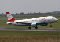 OE-LBR @ LOWW - Austrian Airbus A320 - by Thomas Ranner
