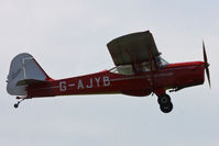 G-AJYB photo, click to enlarge G-AJYB photo, click to enlarge