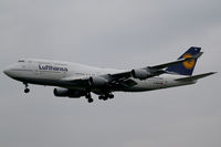 D-ABVR @ EDDF - Lufthansa Boeing 747