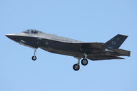 10-5015 @ NFW - Lockheed Martin F-35 test flight
