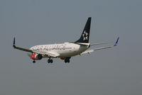 LN-RRL @ EBBR - Flight SK4743 is descending to RWY 25L