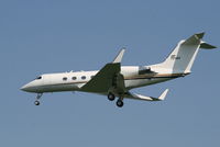 87-0140 @ EBBR - Descending to RWY 25L