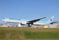 HL8275 @ PAE - Returning from its fourth test flight - by Duncan Kirk