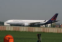 OO-SFN @ EBBR - Flight SN359 is manoeuvring to take off on RWY 25L - by Daniel Vanderauwera