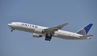 N796UA @ KLAX - Departing LAX - by Todd Royer